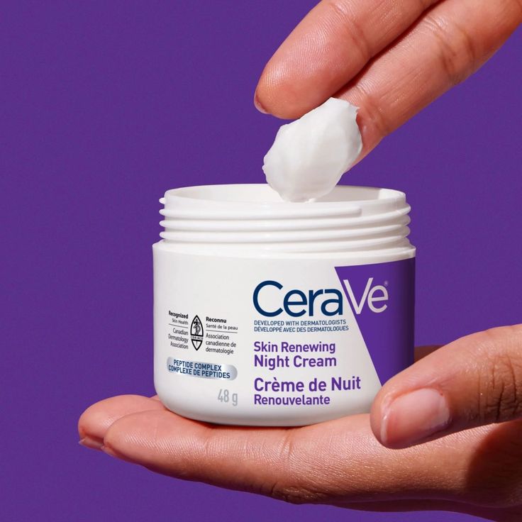 CeraVe Skin Renewing Night Cream - Glowxii